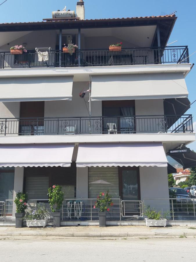 Soula'S Sunshine Green Apartment Nea Karvali Exterior foto